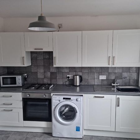 3 Bedroom House-Ellesmere Port Esterno foto